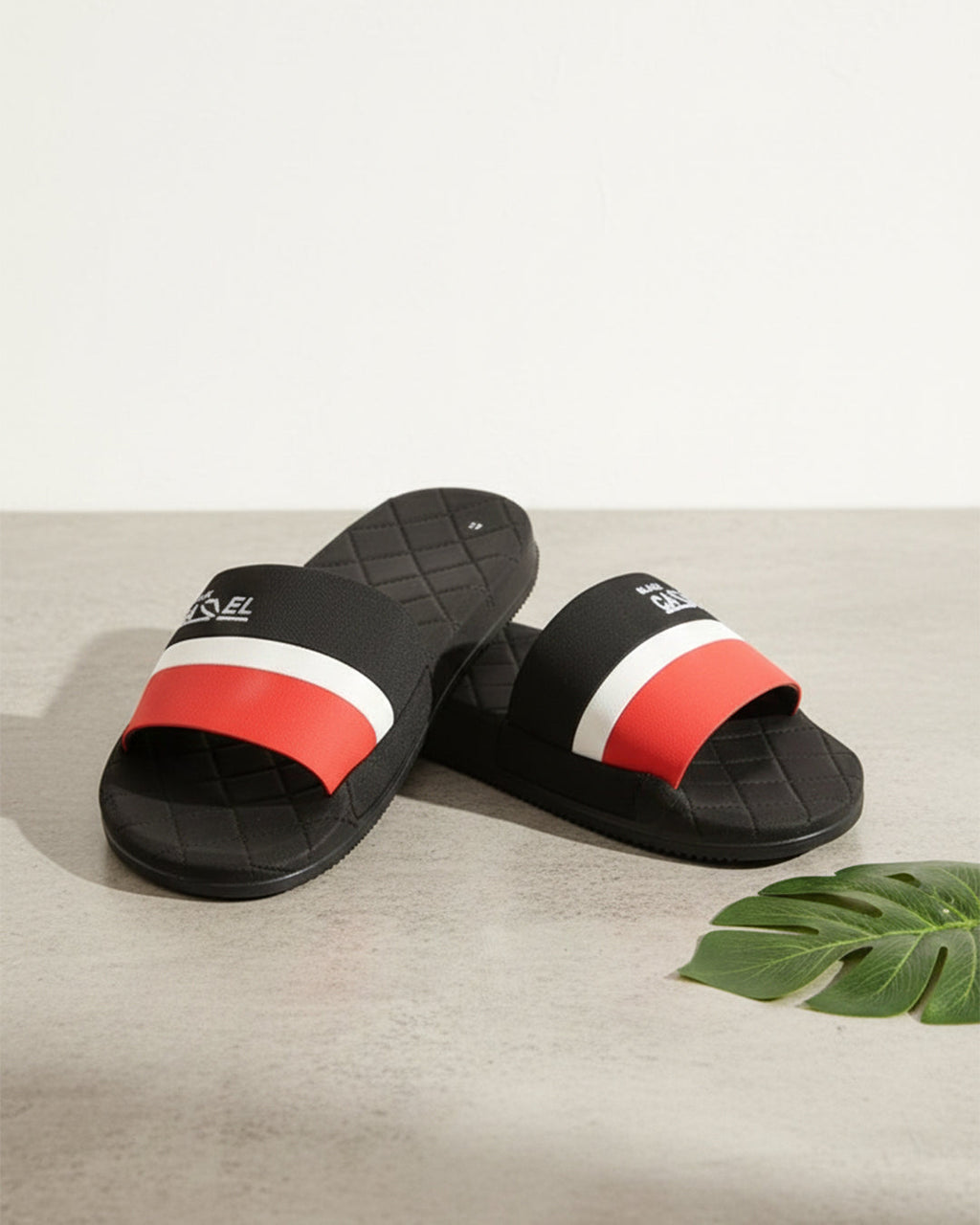 Black Camel 003 Comfort Slide, Black-Red